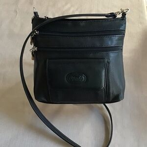 Small Vintage Leather Bag 🌸